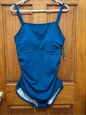 Speedo Women's Adjustable Solid Shirred One-Piece Swimsuit Sz 14. NWT